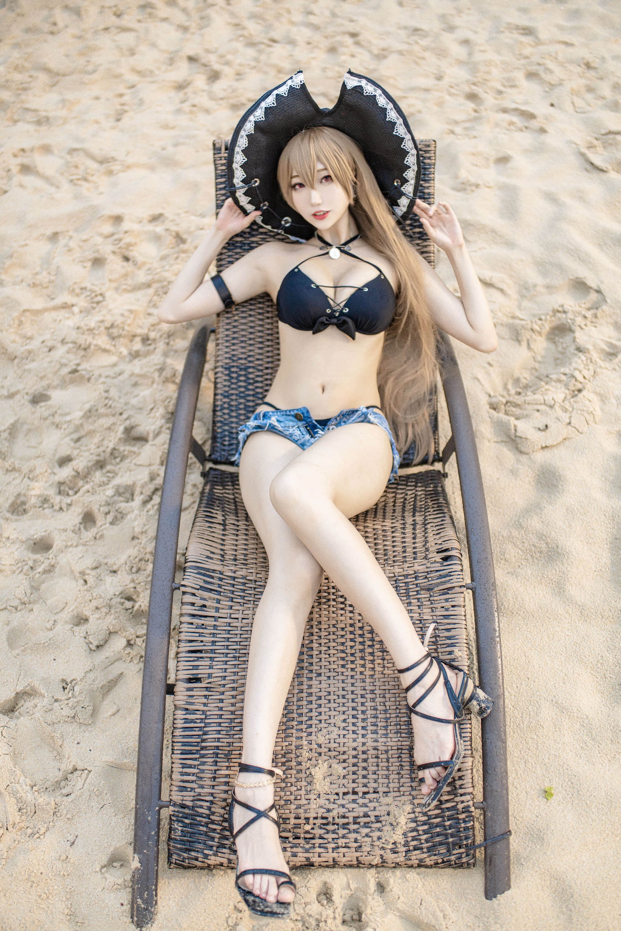 Đọc truyện hentai Tuyển tập Albums siêu phẩm Cosplay - Chap 857 - [Zhou Ji is a cute bunny] Jean Bart swimsuit (Azur Lane)