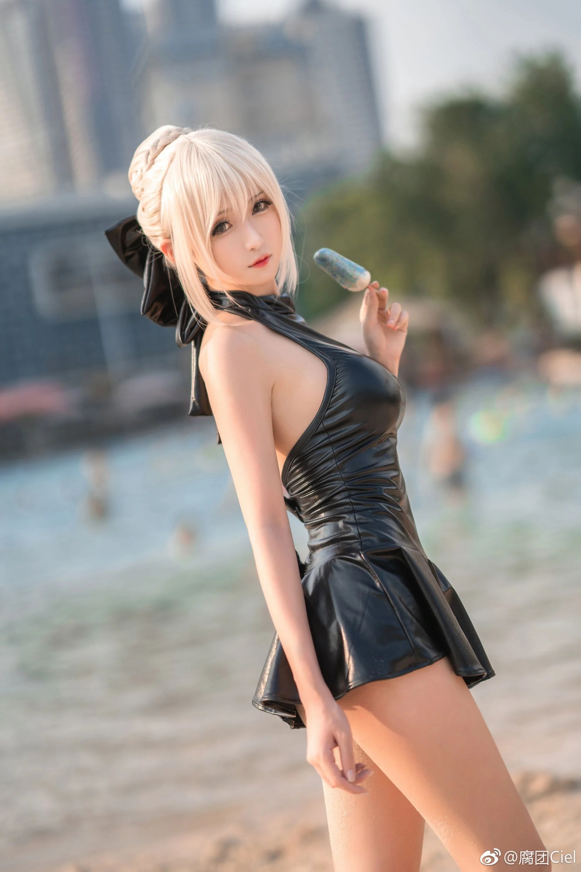 Đọc truyện hentai Tuyển tập Albums siêu phẩm Cosplay - Chap 886 - saber cosplay