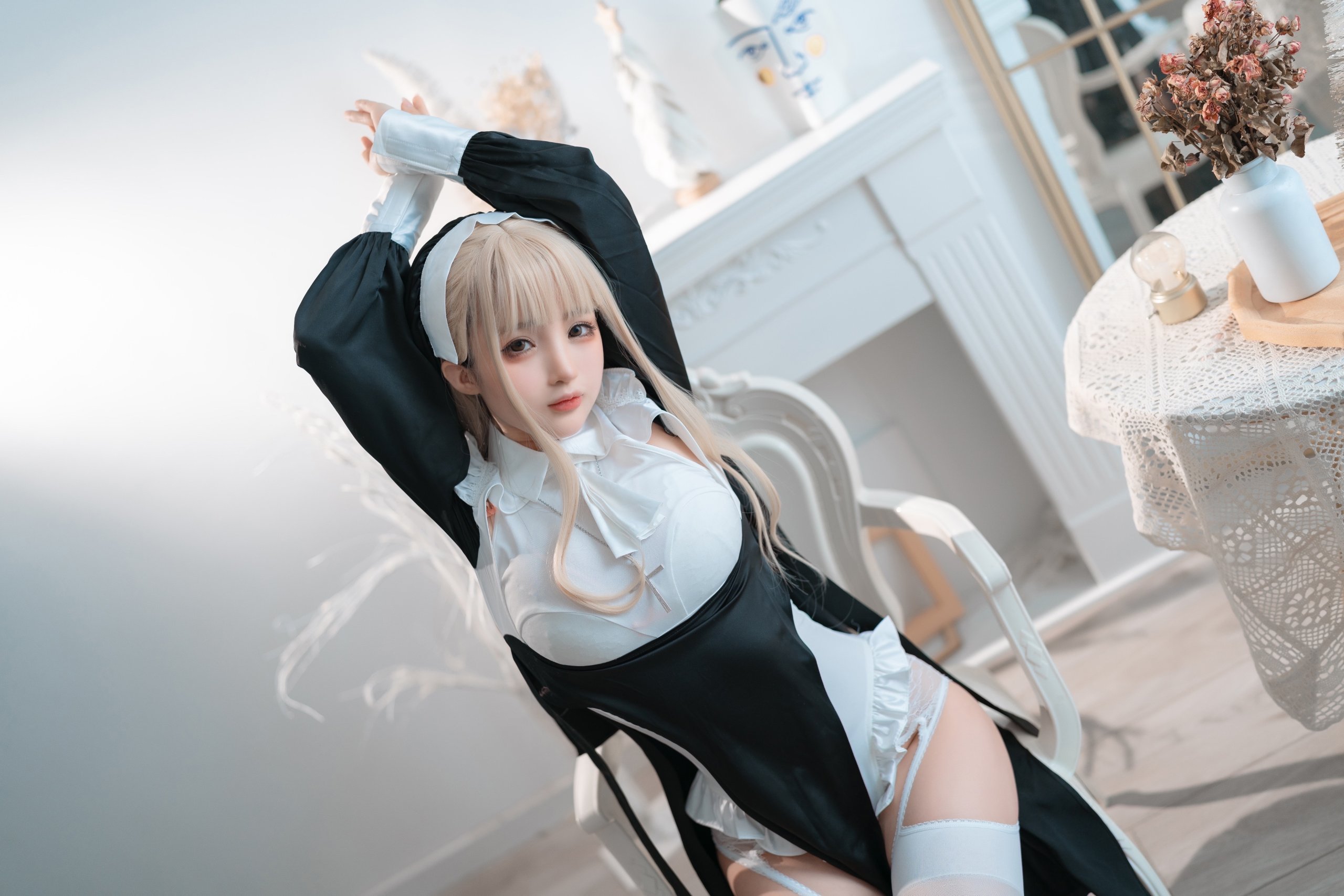 Đọc truyện hentai Tuyển tập Albums siêu phẩm Cosplay - Chap 771 - Sakurai Nene - Nun