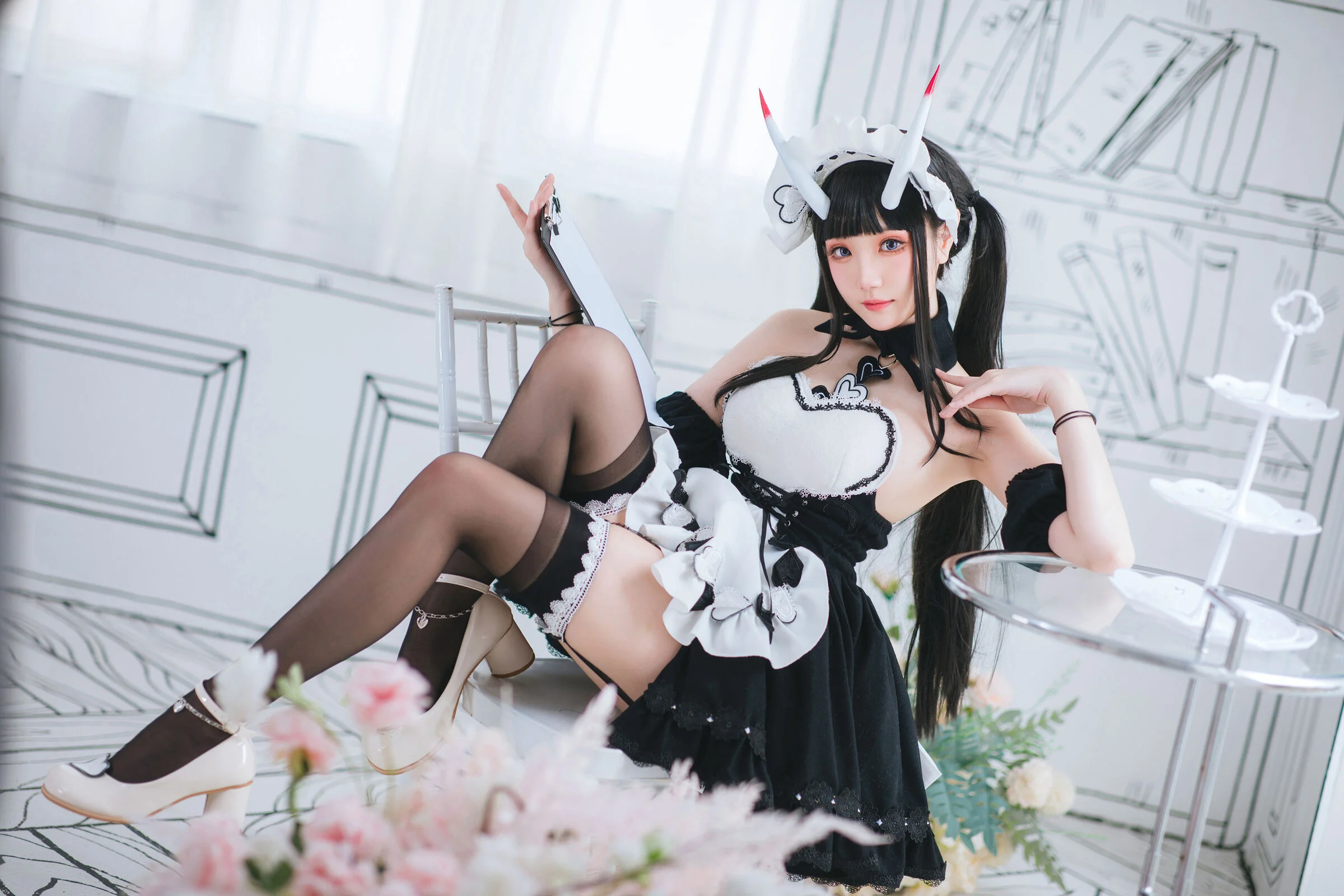 Đọc truyện hentai Tuyển tập Albums siêu phẩm Cosplay - Chap 591 - Guashi-chan Noshiro Maid