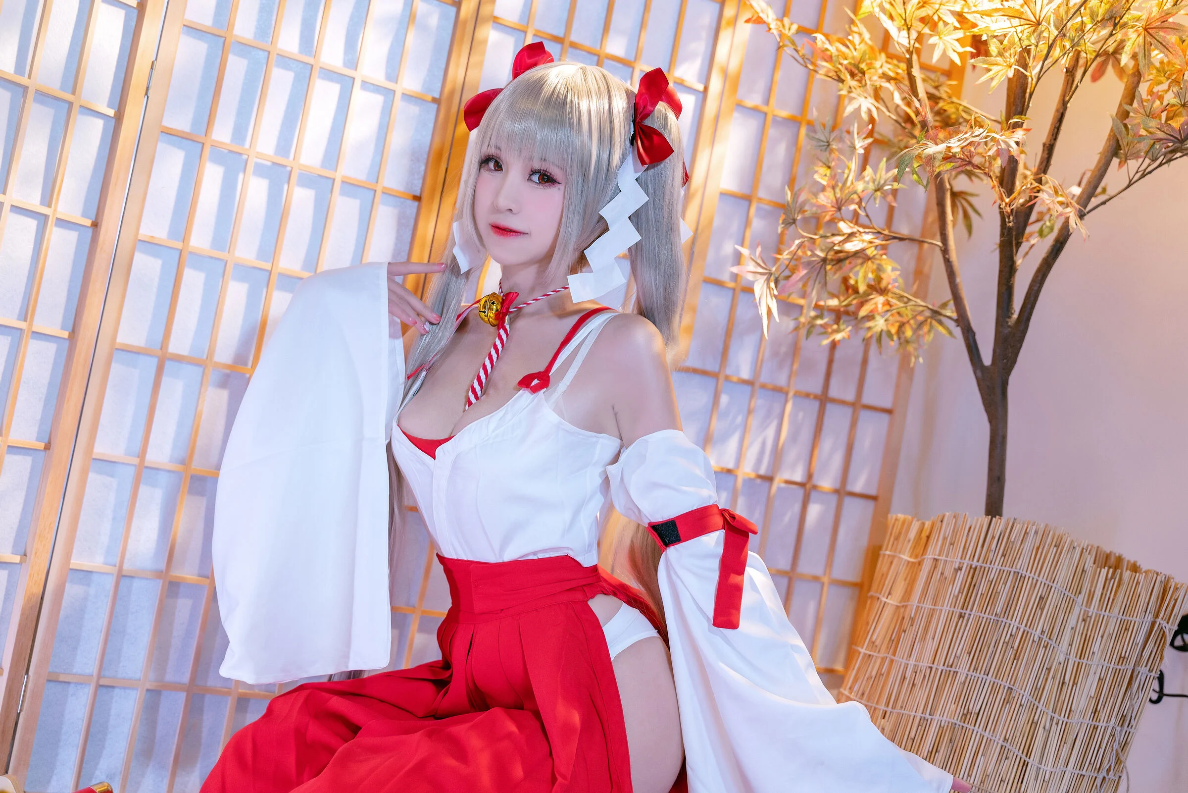 Đọc truyện hentai Tuyển tập Albums siêu phẩm Cosplay - Chap 594 - miko sauce - Awesome witch