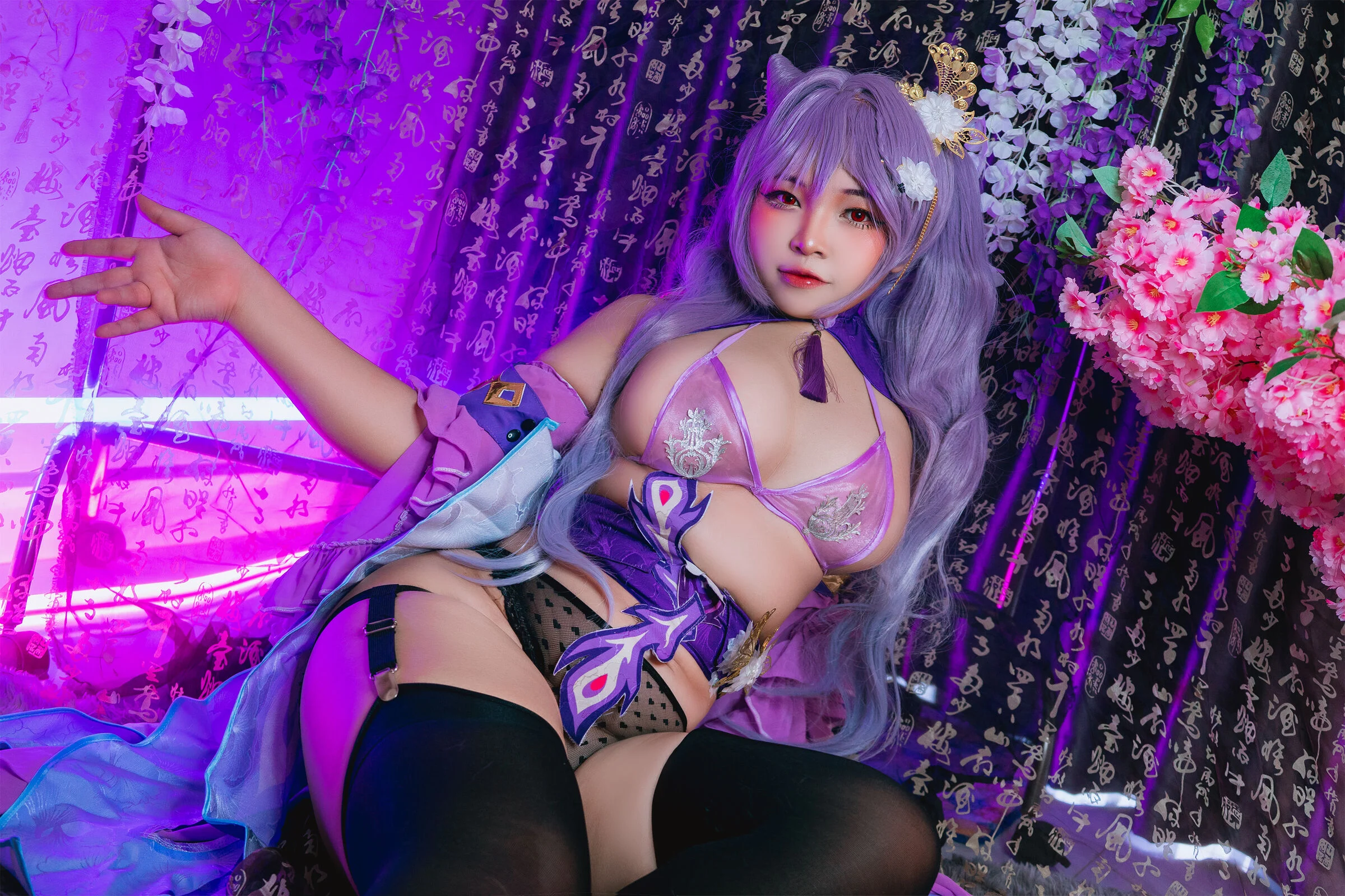 Đọc truyện hentai Tuyển tập Albums siêu phẩm Cosplay - Chap 375 - Yurihime - Keqing