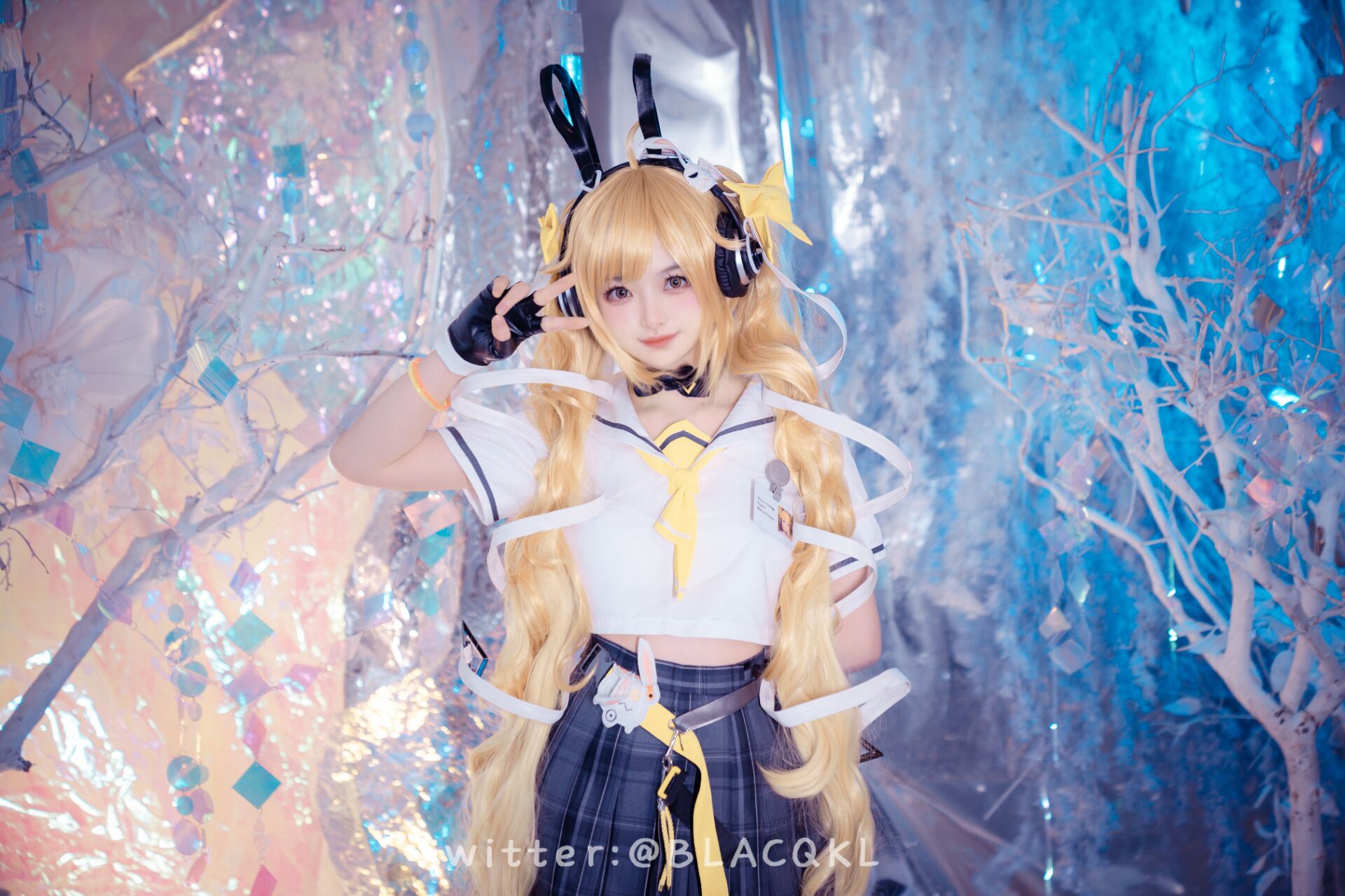 Đọc truyện hentai Tuyển tập Albums siêu phẩm Cosplay - Chap 600 - Bai Li loves chocolate - Angela