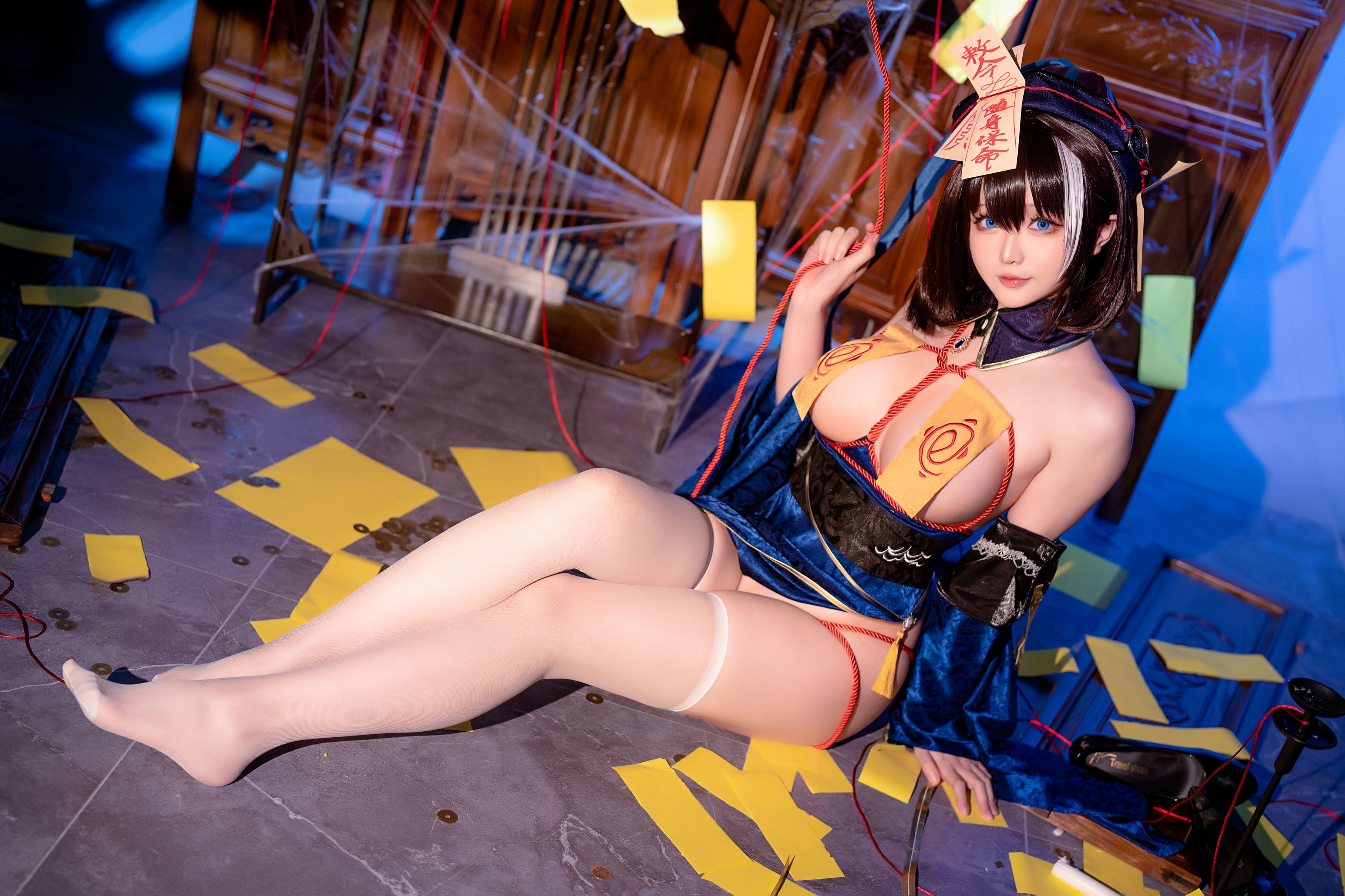 Đọc truyện hentai Tuyển tập Albums siêu phẩm Cosplay - Chap 25 - Chi Chi Halloween
