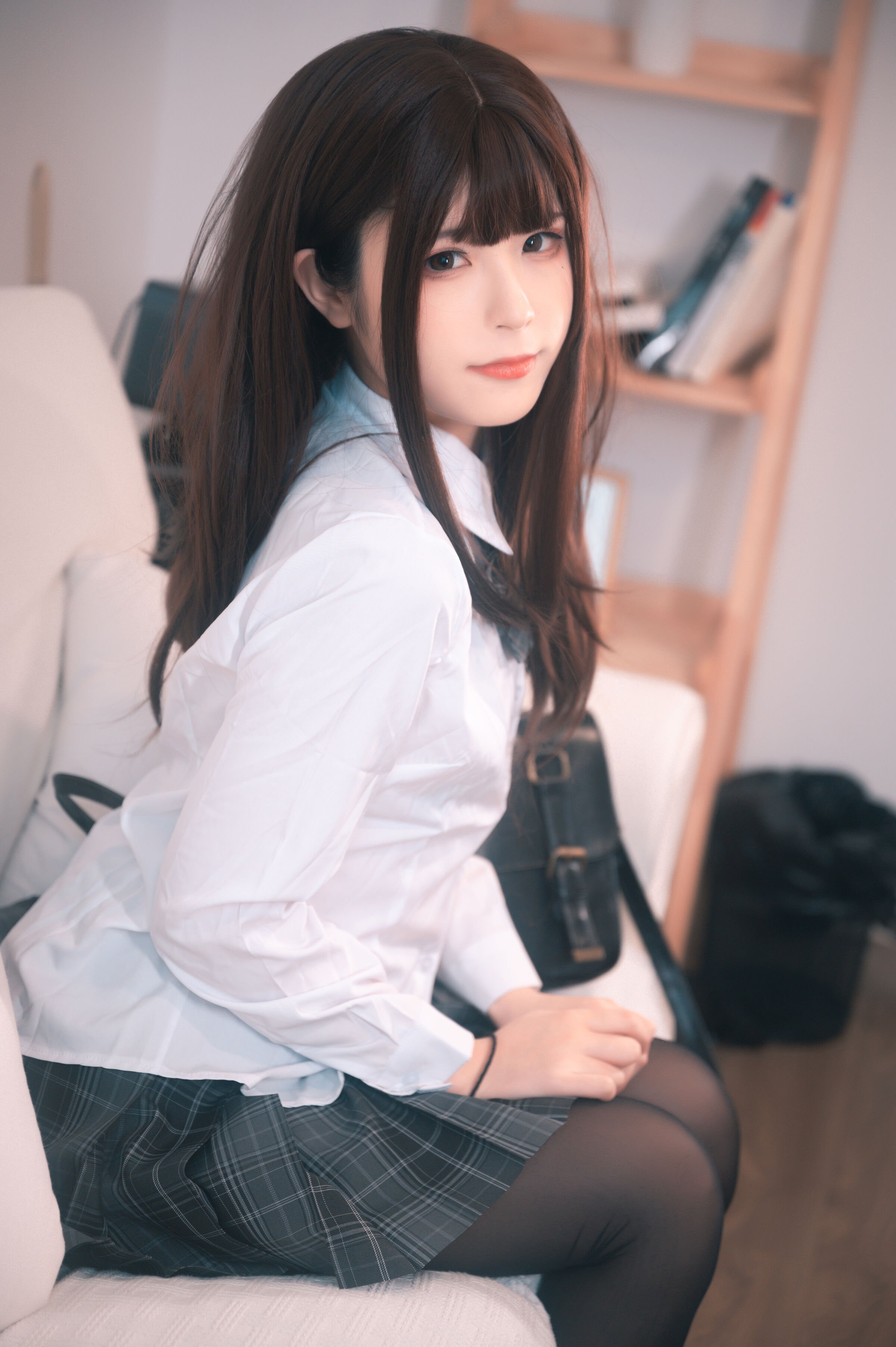 Đọc truyện hentai Tuyển tập Albums siêu phẩm Cosplay - Chap 519 - Quan Ran is a little hungry - NO.002 Bound cat