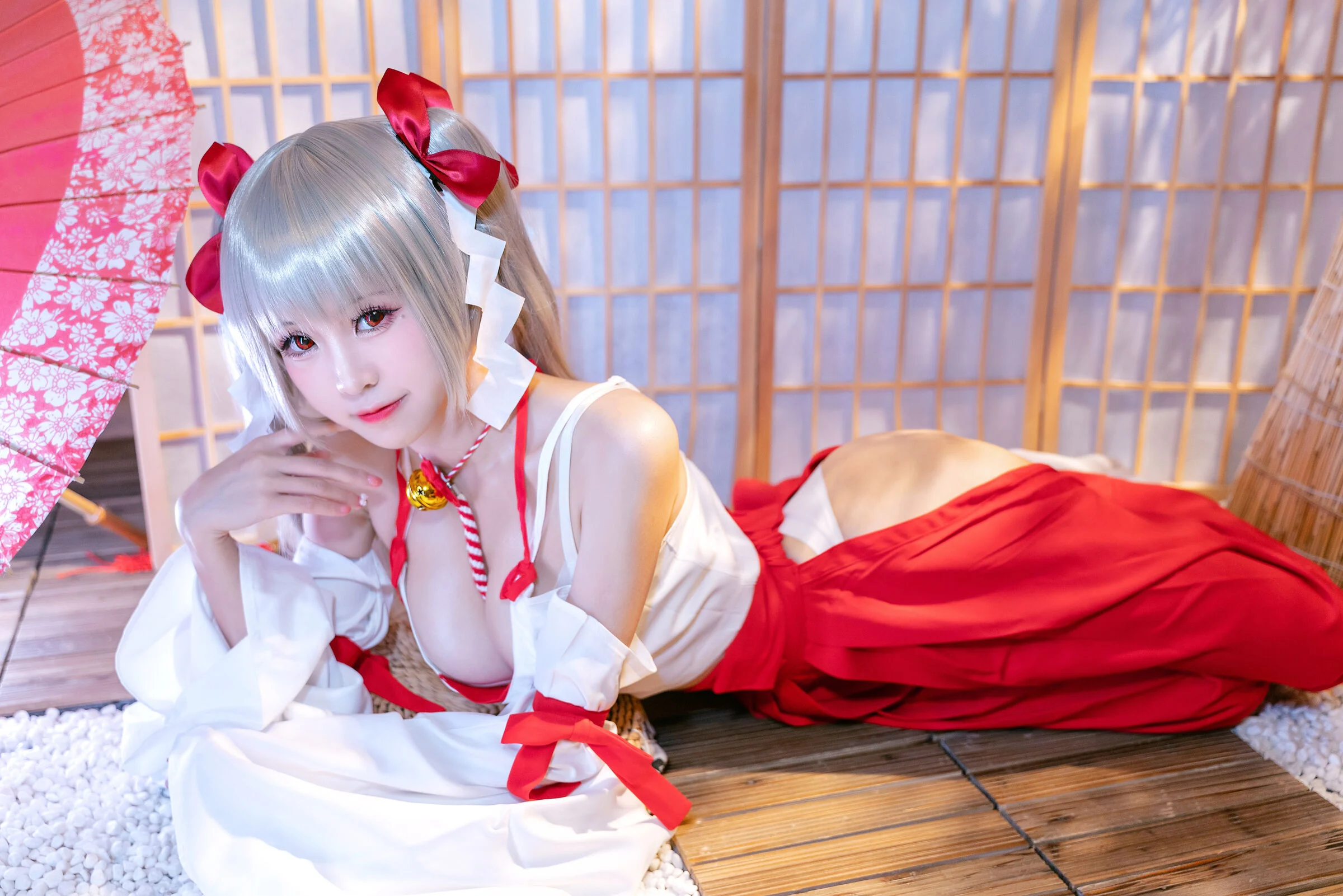 Đọc truyện hentai Tuyển tập Albums siêu phẩm Cosplay - Chap 594 - miko sauce - Awesome witch