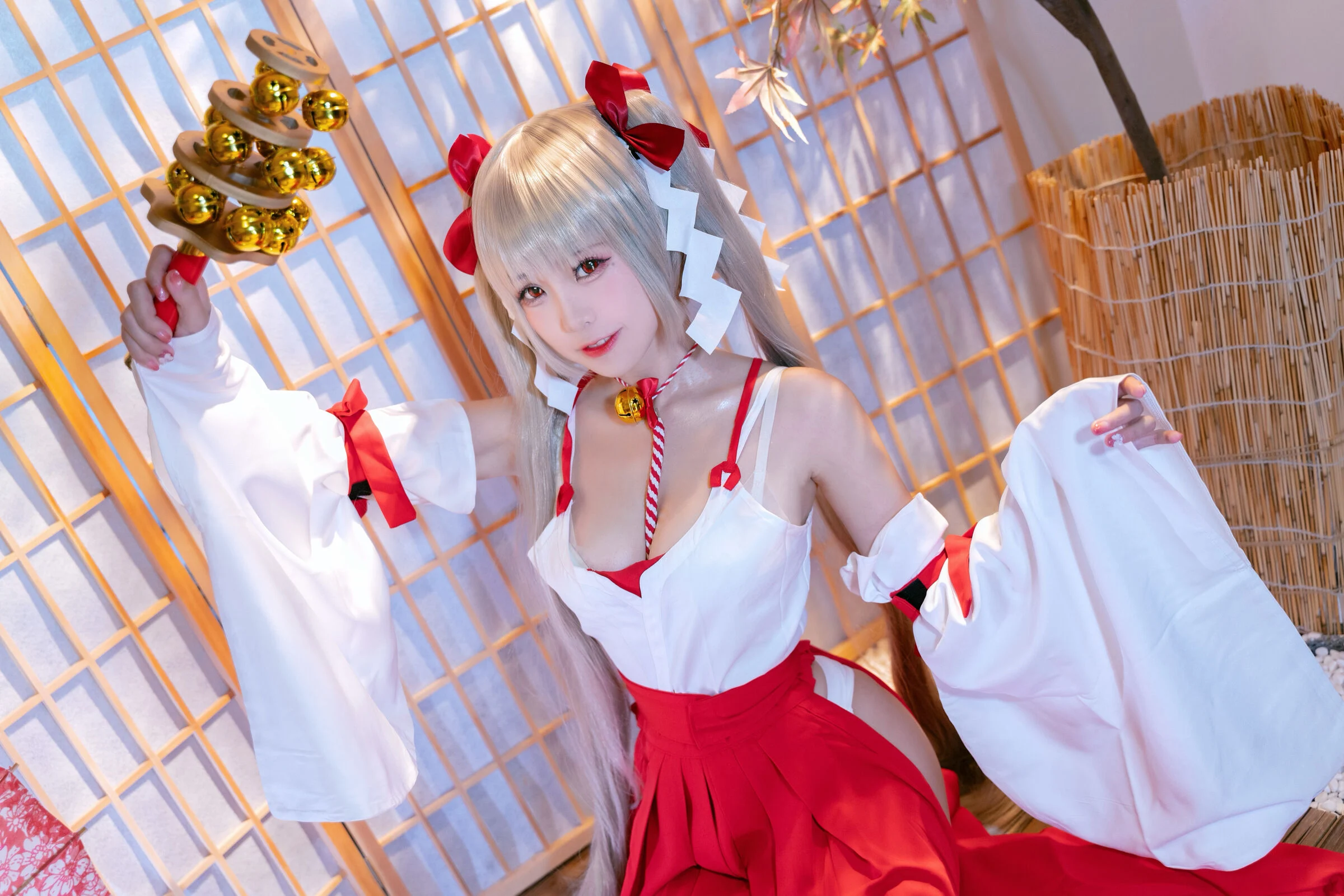 Đọc truyện hentai Tuyển tập Albums siêu phẩm Cosplay - Chap 594 - miko sauce - Awesome witch