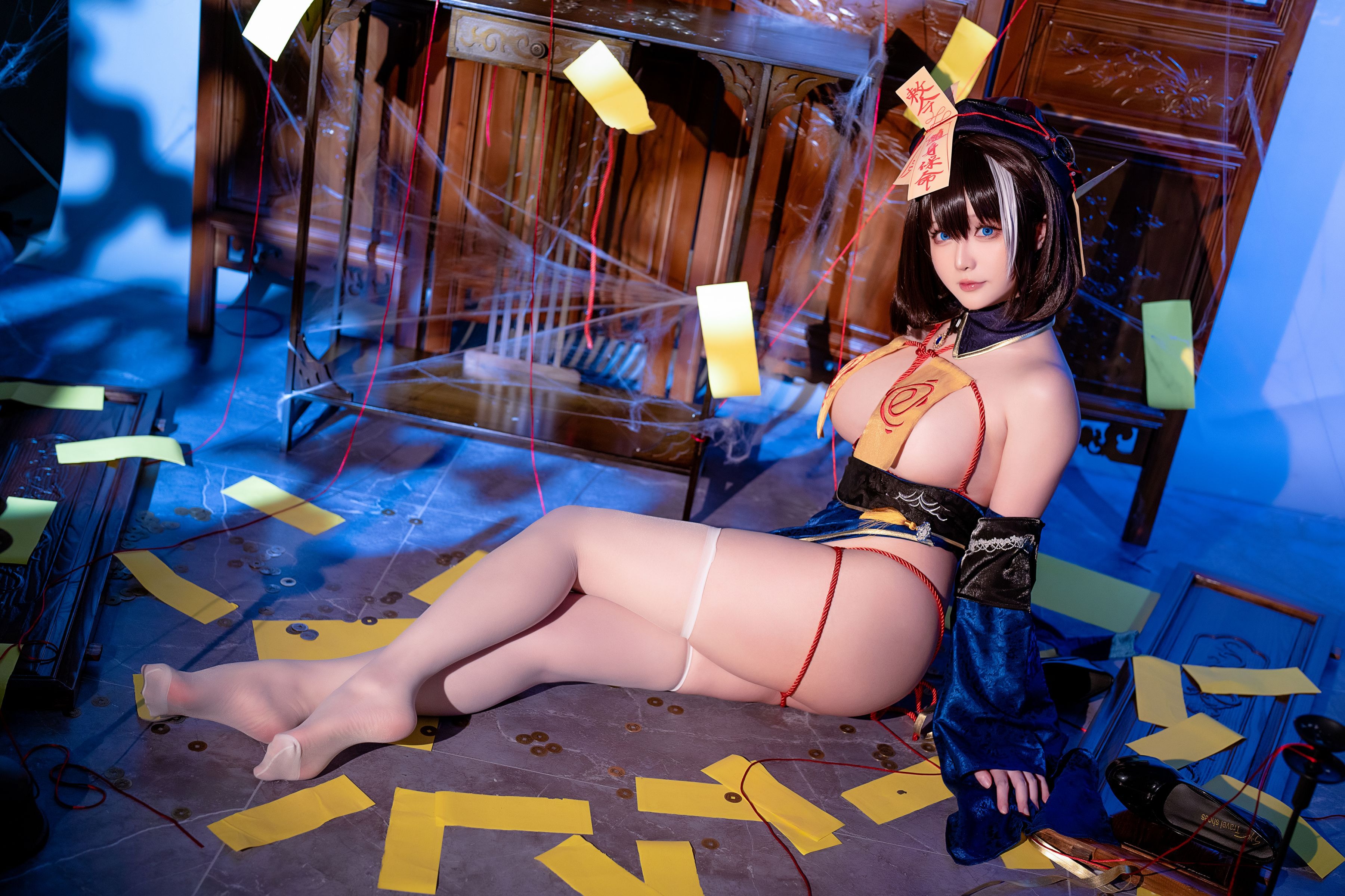 Đọc truyện hentai Tuyển tập Albums siêu phẩm Cosplay - Chap 25 - Chi Chi Halloween