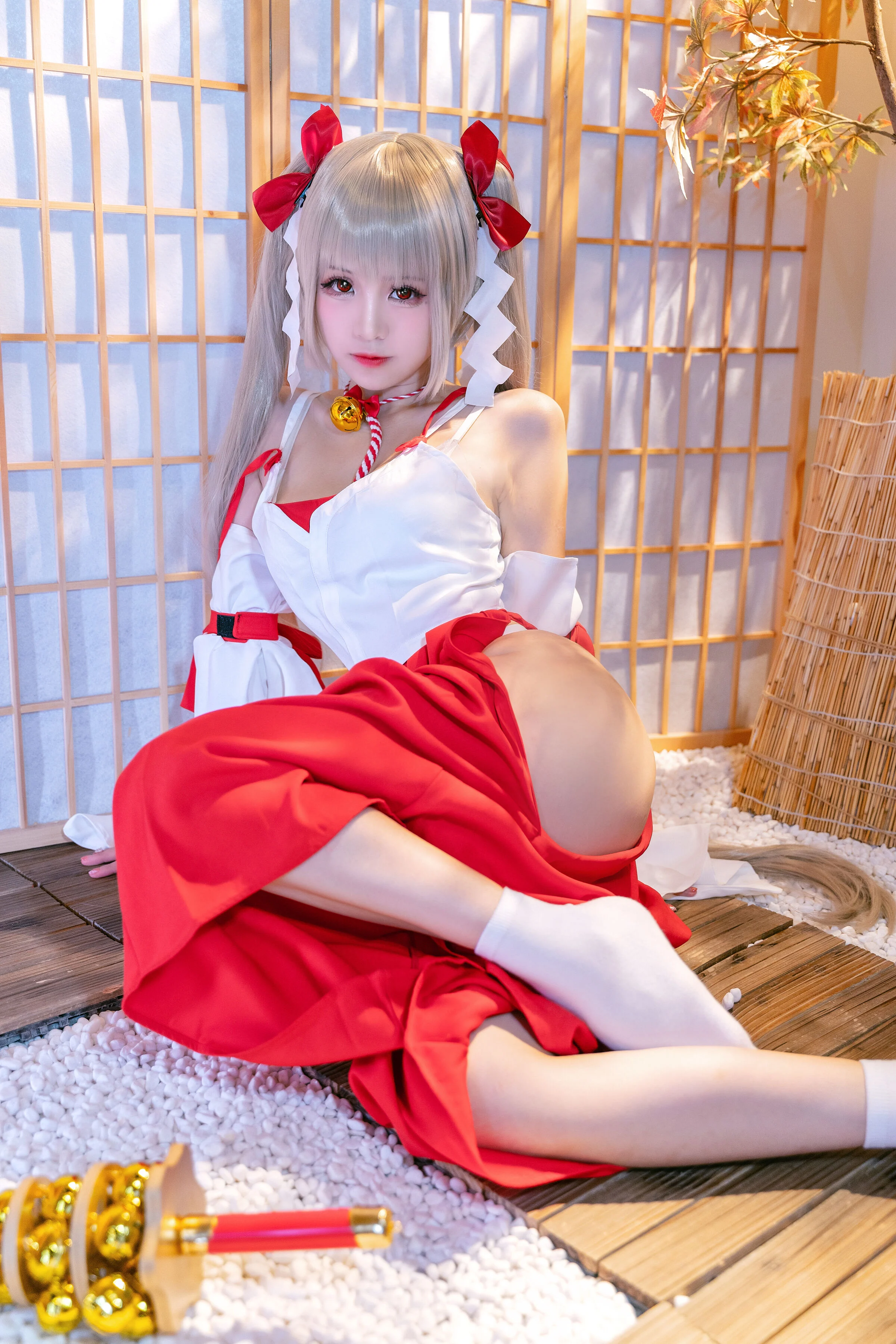Đọc truyện hentai Tuyển tập Albums siêu phẩm Cosplay - Chap 594 - miko sauce - Awesome witch