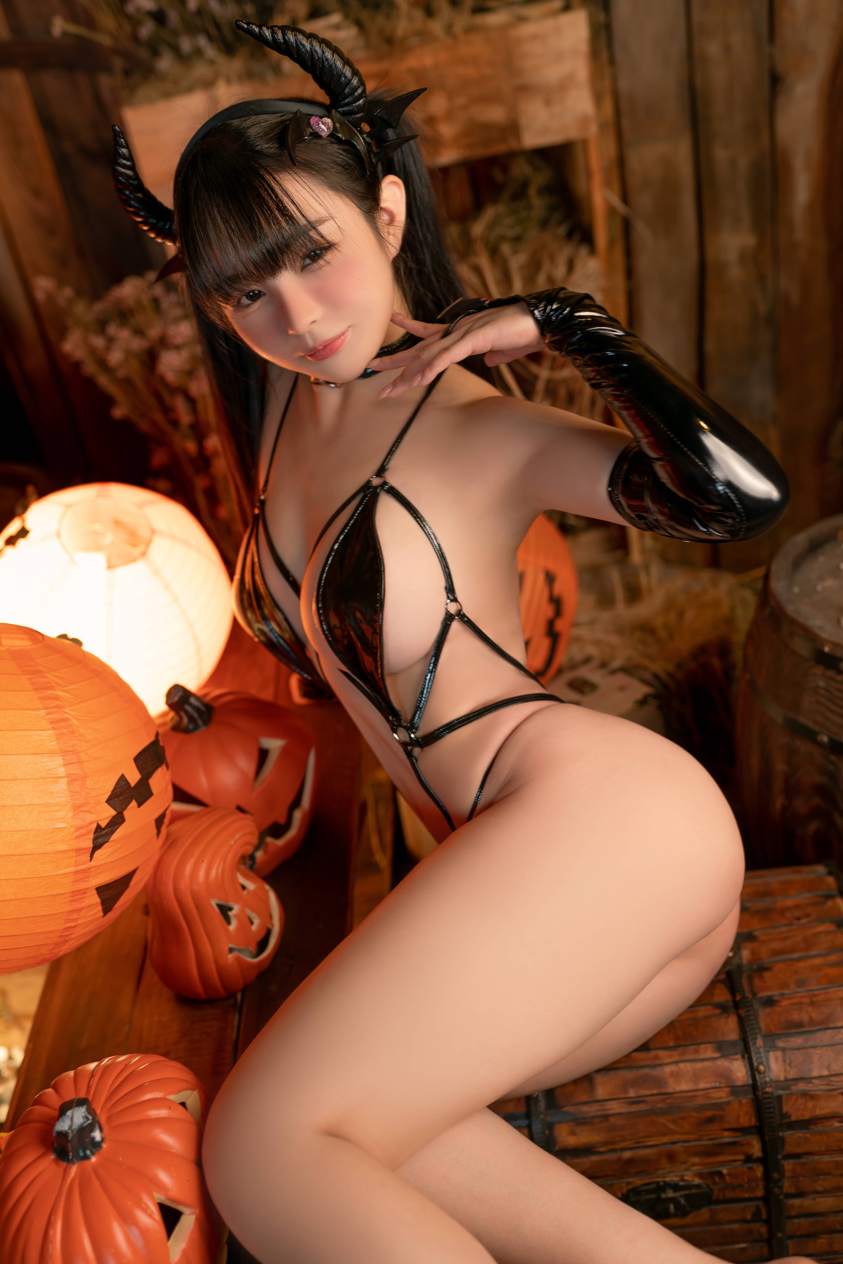 Đọc truyện hentai Tuyển tập Albums siêu phẩm Cosplay - Chap 1197 - Sakurai Nene – Leather Succubus