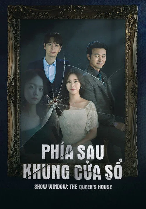 Phía Sau Khung Cửa Sổ